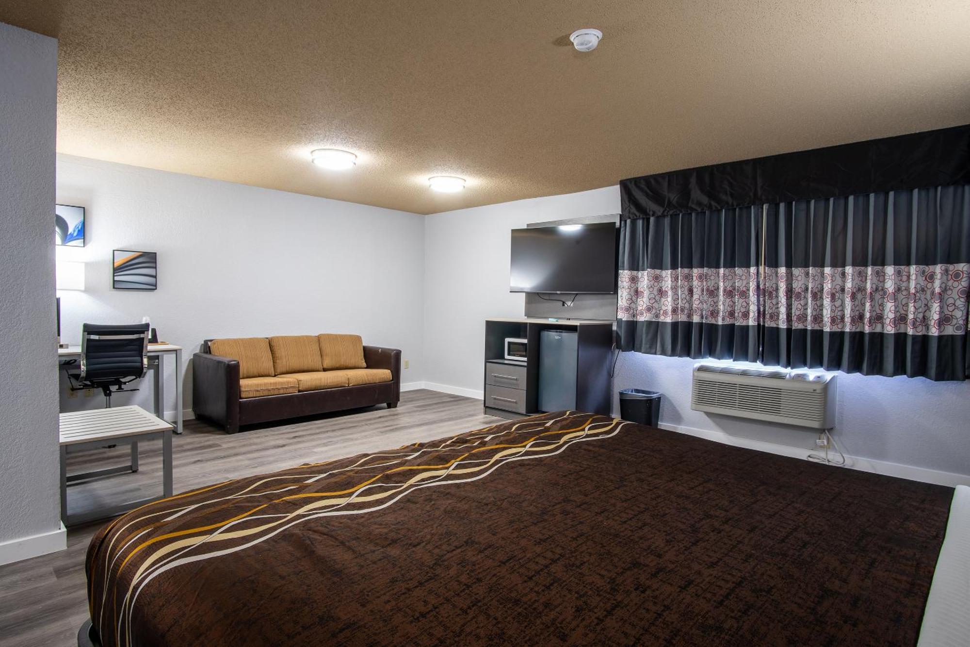 Coratel Inn And Suites By Jasper Eagan St Paul Airport & Mall Of America Exterior photo